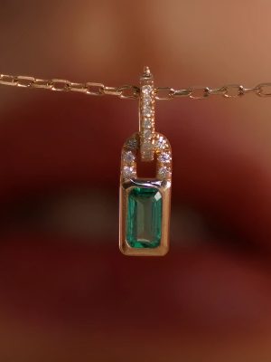 S925 sterling silver plated 14k gold square emerald lock necklace inlaid with green diamond ins clavicle chain