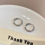 color: white gold