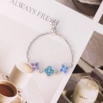 color: Dopamine Clover Ring