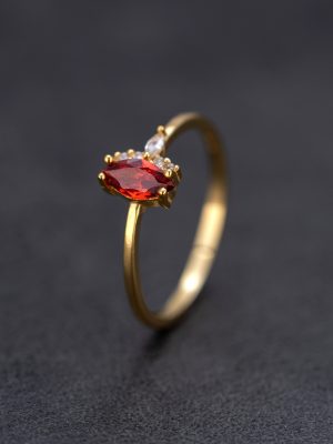 S925 Sterling Silver Plated 18K Gold Set Oval Red Diamond Ring Women's Retro Court Style Exquisite Garnet Ring