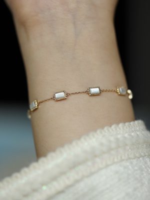 White Moonlight ~ Fritillaria Small Sugar Bracelet Female S925 Sterling Silver Plated 18K Gold Clear Cold Advanced Delicate Light Luxury Jewelry
