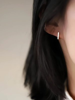 S925 Sterling Silver Plated 14K Gold L Type One-word Earrings Female Personality Design High Temperament Delicate Small Earrings