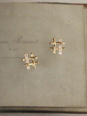 Well ~ S925 Sterling Silver Plated 14K Gold Earrings Women's Daily Simple Temperament Joker Small Earrings Personality Earrings HME