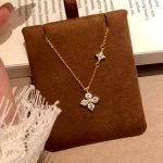 color: 18K Gold
