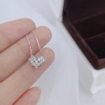 color: white gold