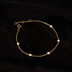 color: White gold A