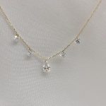 color: 7 Diamond 18K Gold