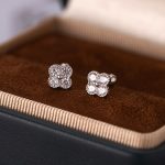 color: white gold / Style: trumpet [5.8mm]]
