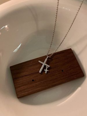 S925 Sterling Silver Plated Platinum Inlaid Zircon Double Cross Pendant Necklace Design HME