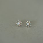 color: 18K Gold