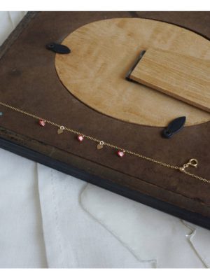 S925 sterling silver plated with 14K gold. Shiny Small Red Heart Zircon Spacer Mini Heart Sequin Refined Bracelet Adjustable HME