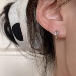 color: white gold