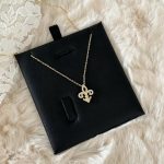 color: 18K Gold