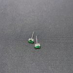 color: white gold emerald