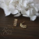 color: Gold Pair (with silver earplugs)
