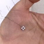 color: white gold