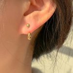 color: 18K gold pair (including silver earplugs)