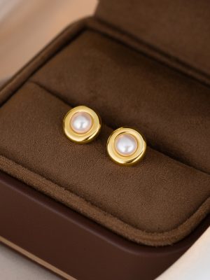 S925 Sterling Silver French Style Retro Edged Pearl Earrings for Women Simple Small Gold Ring Bead Earrings Gentle Elegant Accessories