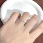 color: white gold / size: US Code 5