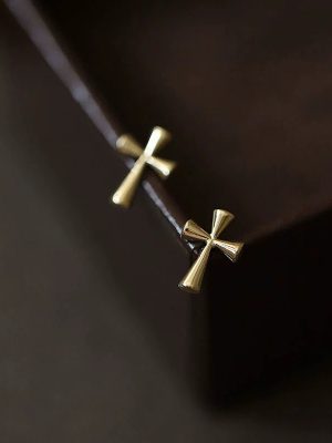 Japanese and Korean S925 Sterling Silver Plated 14k Gold Ear Stud Gothic Style Cross Light Luxury Personalized Design Earrings Ouni Na