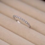 color: white gold / size: US Code 7