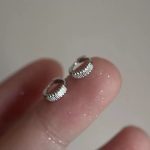 color: white gold