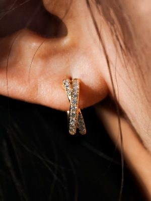 S925 Silver Plated 18K Gold Cross Double Rack Diamond Solid Small Ear Buckle Exquisite Twist Earrings Elegant High-grade Earrings for Women