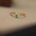 color: 18K Gold / size: US Code 5