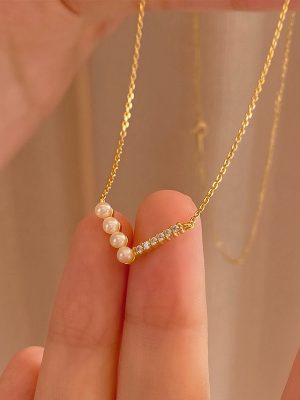 Necklace V-shaped Pearl Necklace Women's 925 Silver Plated 18K Gold Entry Luxury High-end Elegant Design Ins All-match Collarbone Chain