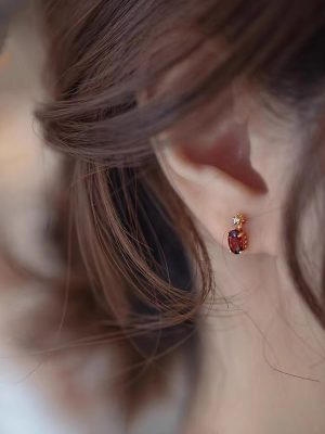 S925 Sterling Silver Plated 14K Kingson Sugar Planet Milan Rose Red Garnet Vintage Court Fashion Light Luxury Earrings Ouni Na