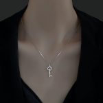 color: white gold
