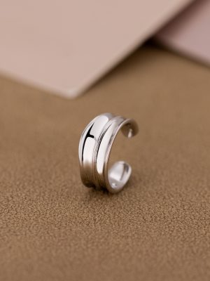 S925 Sterling Silver Irregular Wide Ear Clip Girls Ins Style High-grade Concave-convex Ear Clip