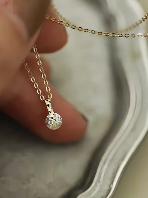 S925 Sterling Silver Plated 14K Gold Knock Flash Car Flower Single Diamond Necklace Women's Light Luxury Design All-match Pendant Clavicle Chain