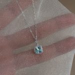 Thin Colored S925 Sterling Silver Flash Small Square Diamond Blue White Stone Necklace Light Luxury Elegant High Clavicle Chain