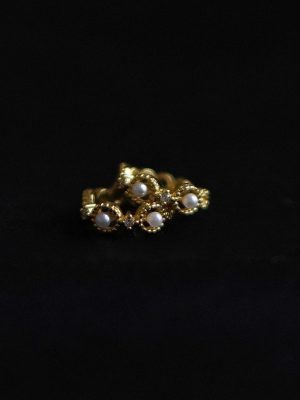 S925 Sterling Silver Plated 18K Gold Small Flower Lace Edge Exquisite Zircon Shell Pearl Ear Clip Ear HME Light Luxury HME