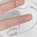 color: white gold