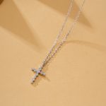 color: white gold