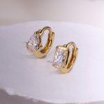 color: 18K Gold-Drop Shape (Single)