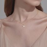 color: 18k gold