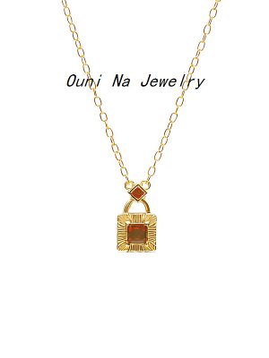 S925 Sterling Silver Plated 14K Gold Acacia Buckle Garnet Ruby Necklace Light Luxury Autumn and Winter Overlapped Clavicle Chain for Women Ouni Na