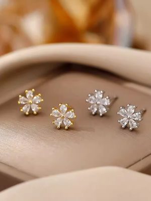 925 Sterling Silver Plated 18K Gold Exquisite Flower Earrings All-match Commuting Elegant Earrings Simple Petal Earrings for Women