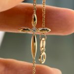 color: 18K Gold