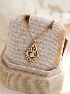 S925 Sterling Silver Carved Gold Hollow Pattern Necklace Women's Vintage Court Style Design Clavicle Chain High-grade