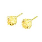 color: Golden yellow (gold)