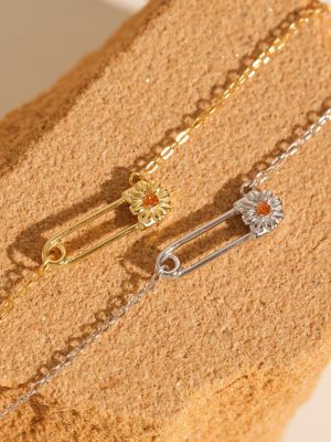 S925 Sterling Silver Gold Plated Pin Daisy Necklace Women's Design Pclip Clavicle Chain Women's Light Luxury Overlapping Ouni Na