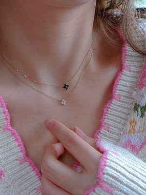 S925 sterling silver gold-plated four-leaf clover necklace women's design clavicle chain light luxury all-match high-grade pendant Ouni Na
