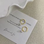 color: 18K Gold-Needle