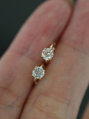 S925 sterling silver plated 14K gold classic minimalist four-claw single drill transparent ear bone ring mini compact all-match ear buckle HME