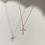 color: 18K Gold