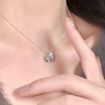 color: white gold